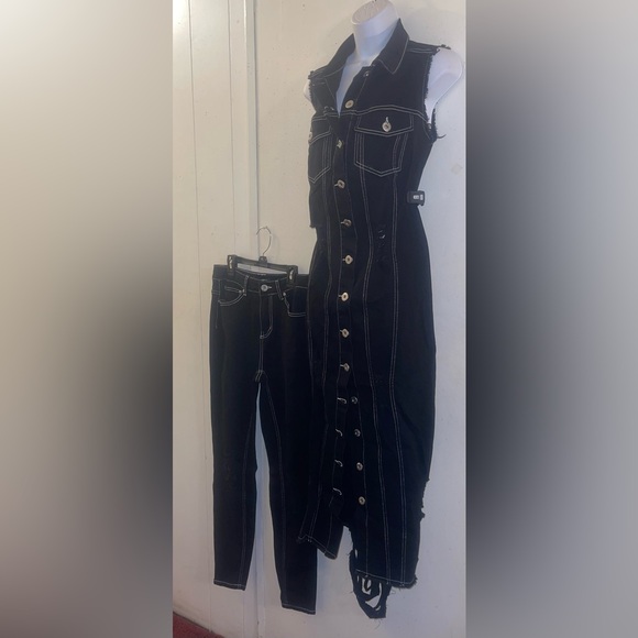 Black Denim Distressed Vest and Distressed Jeans Set - Picture 5 of 5